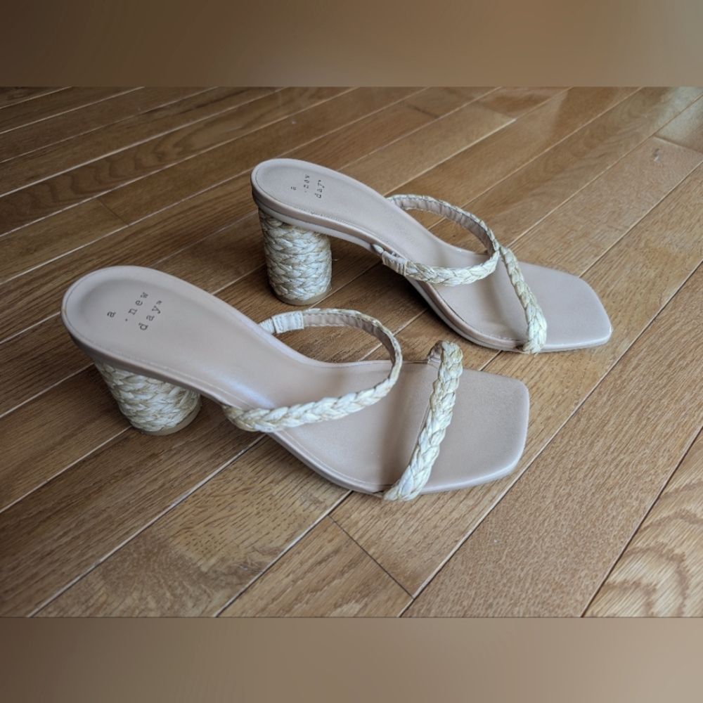 Wicker-Like 2 Strap Block Heels